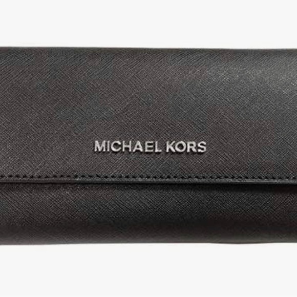 BNWT Michael Kors Jet set travel black/silver saffino leather wallet - Picture 1 of 3